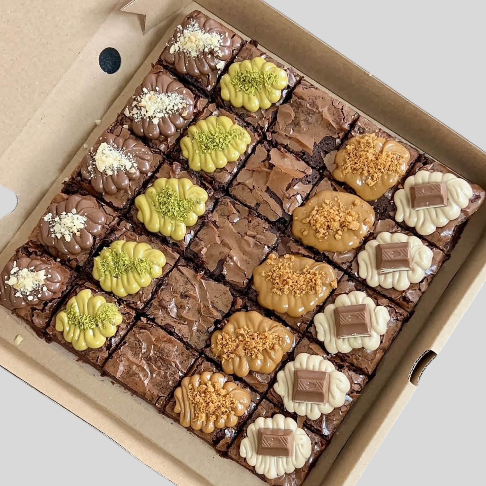 Brownie Fondant Maison Version Avec Crème Décorée